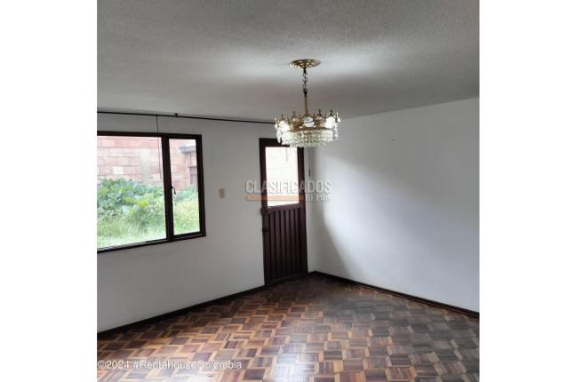 Casas, Venta, Bogotá - $1.800.000.000