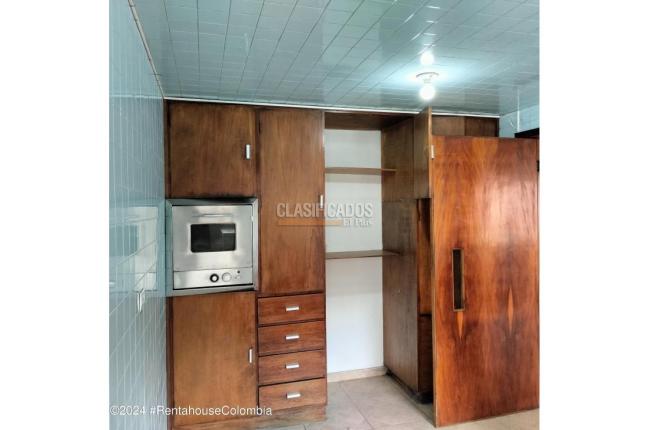 Casas, Venta, Bogotá - $1.800.000.000