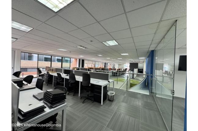 Oficinas y Consultorios, Alquiler en Bogotá