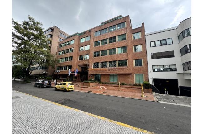 Oficinas y Consultorios, Alquiler en Bogotá