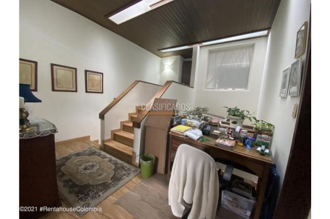 Casas, Venta, Bogotá - $910.000.000