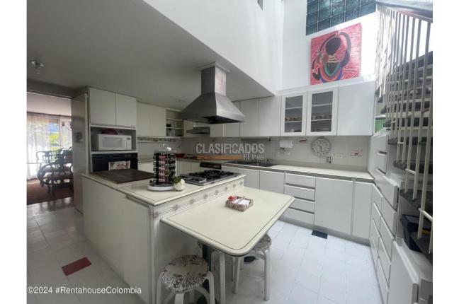 Casas, Venta, Bogotá - $1.400.000.000