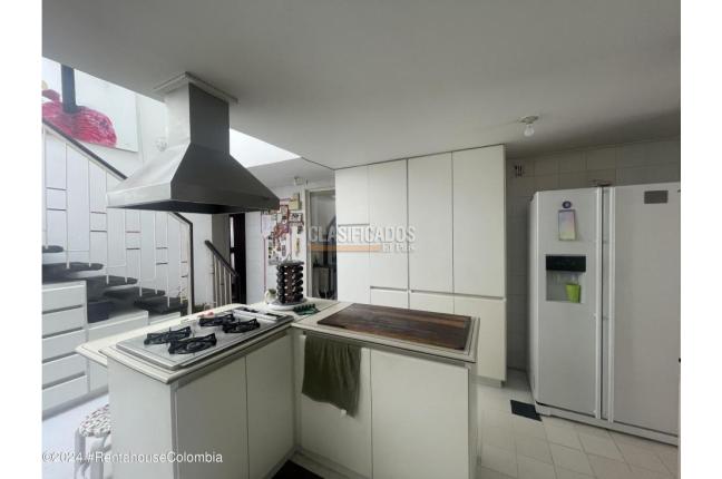 Casas, Venta, Bogotá - $1.400.000.000