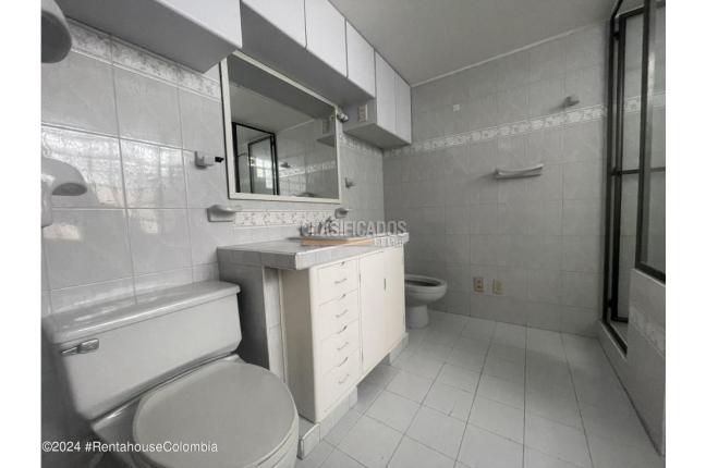Casas, Venta, Bogotá - $1.400.000.000