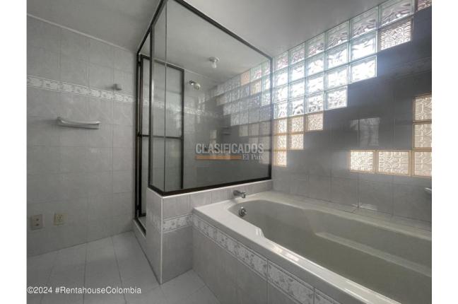 Casas, Venta, Bogotá - $1.400.000.000
