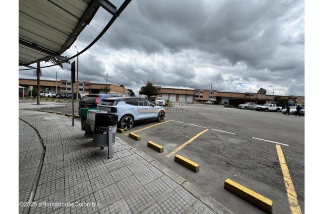 Locales y Bodegas, Venta, Cota - $260.000.000