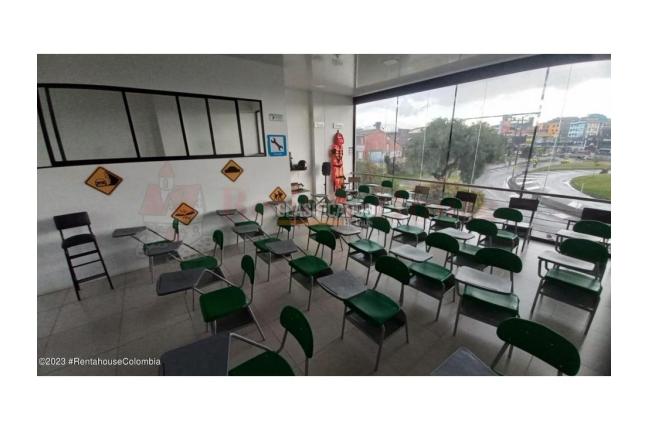 Locales y Bodegas, Venta, Bogotá - $2.500.000.000