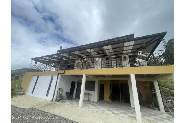 Casas, Alquiler, La Calera - $5.000.000