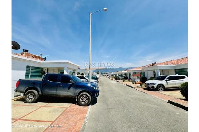 Casas, Venta, Zipaquira - $600.000.000