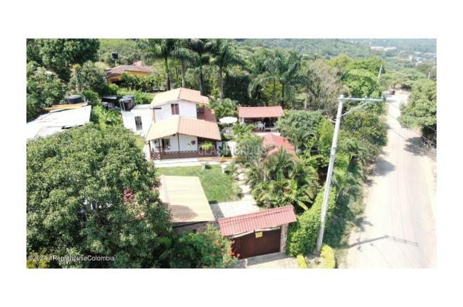 Casas, Venta en La Mesa