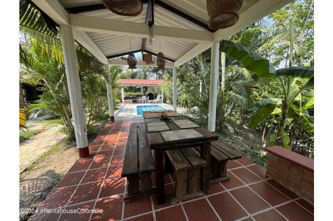 Casas, Venta, La Mesa - $665.000.000