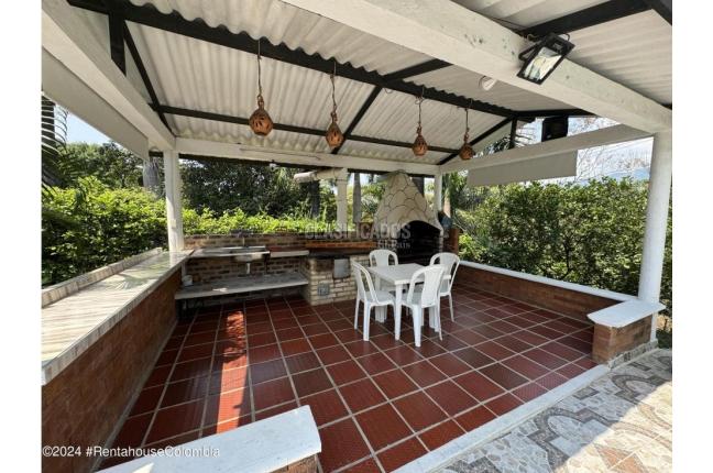 Casas, Venta, La Mesa - $665.000.000