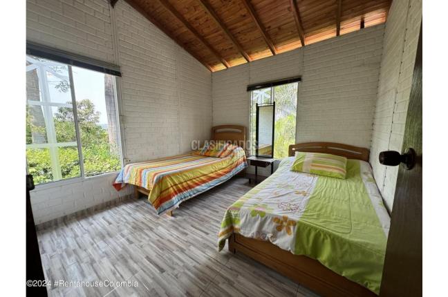 Casas, Venta, La Mesa - $665.000.000