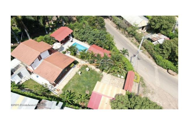 Casas, Venta, La Mesa - $665.000.000