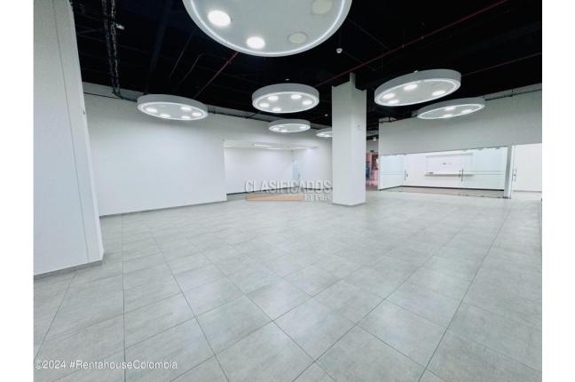 Locales y Bodegas, Venta, Bogotá - $2.000.000.000