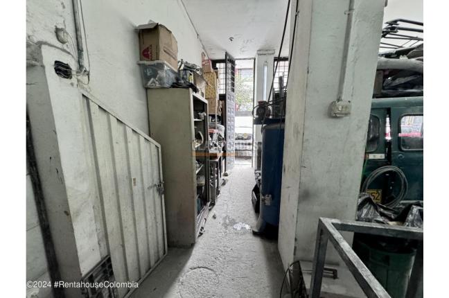 Locales y Bodegas, Venta, Bogotá - $1.500.000.000