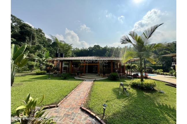 Casas, Venta, La Mesa - $980.000.000