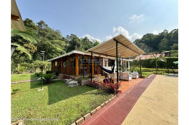 Casas, Venta, La Mesa - $980.000.000