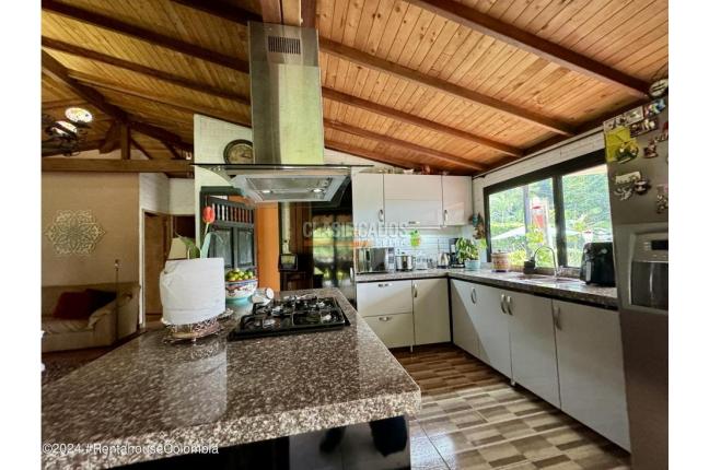 Casas, Venta, La Mesa - $980.000.000