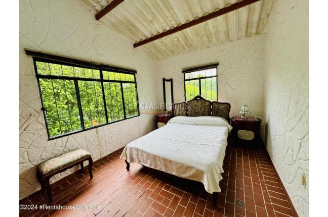 Casas, Venta, Melgar - $440.000.000