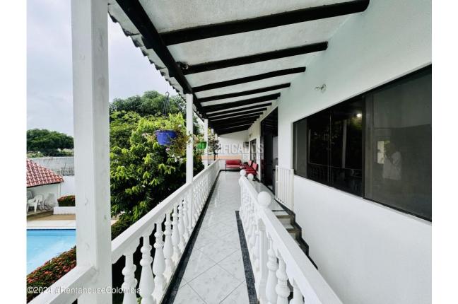 Casas, Venta, Carmen de Apicala - $530.000.000