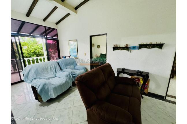 Casas, Venta, Carmen de Apicala - $530.000.000