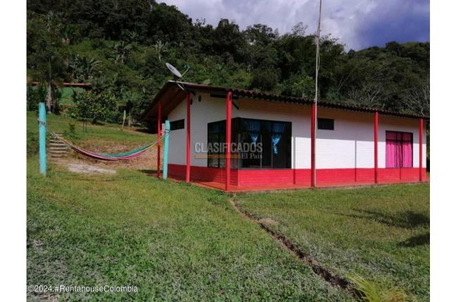 Casas, Venta, La Vega - $1.750.000.000