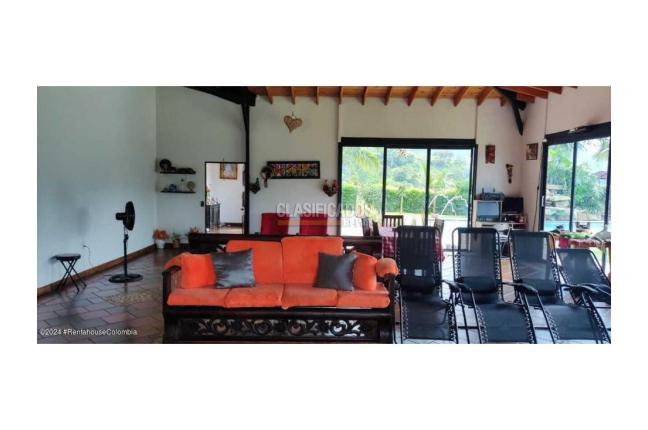 Casas, Venta, La Vega - $1.750.000.000