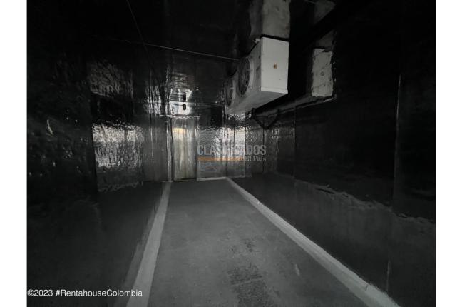 Locales y Bodegas, Venta, Bogotá - $1.345.000.000