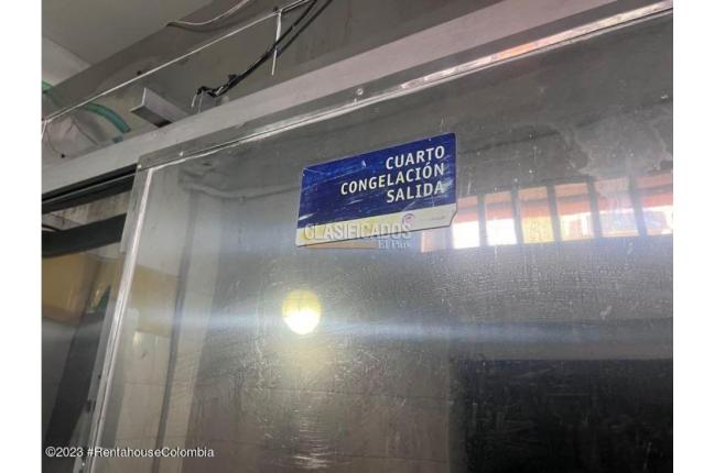 Locales y Bodegas, Venta, Bogotá - $1.345.000.000