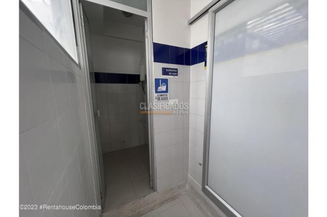 Locales y Bodegas, Venta, Bogotá - $1.345.000.000