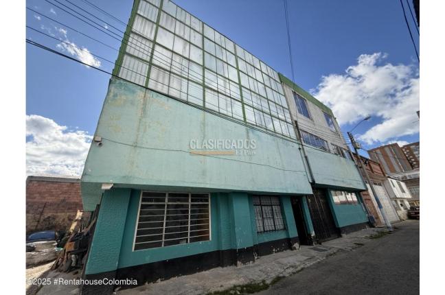 Locales y Bodegas, Venta, Bogotá - $3.000.000.000