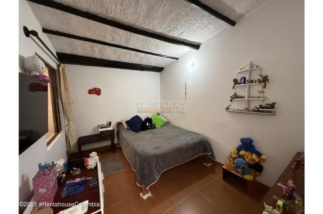 Casas, Venta, Bogotá - $490.000.000