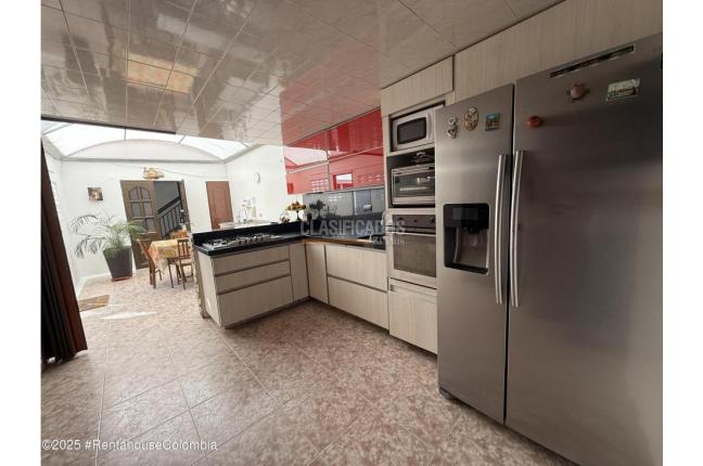 Casas, Venta, Bogotá - $950.000.000