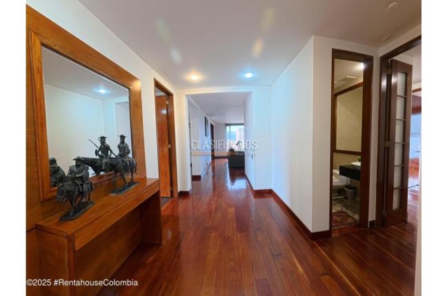 Apartamentos, Venta, Bogotá - $2.400.000.000