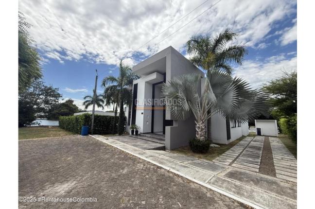 Casas, Venta, Girardot - $3.000.000.000