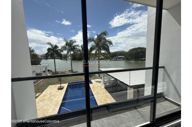 Casas, Venta, Girardot - $3.000.000.000