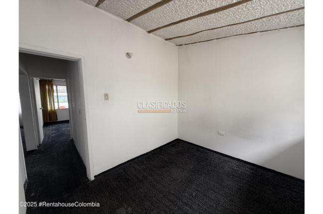 Casas, Venta, Bogotá - $890.000.000
