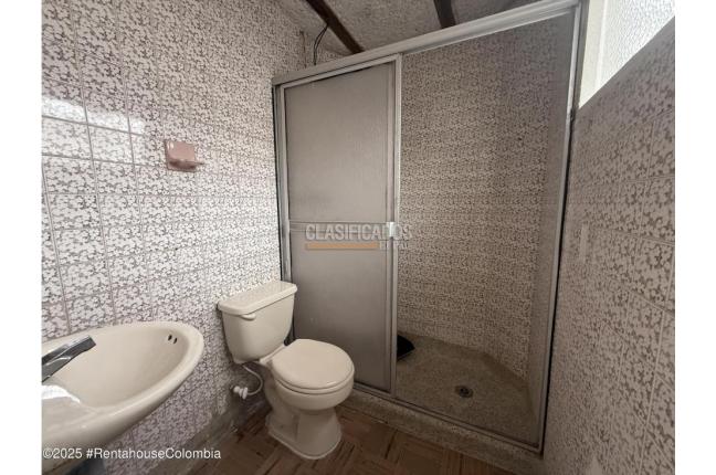 Casas, Venta, Bogotá - $890.000.000