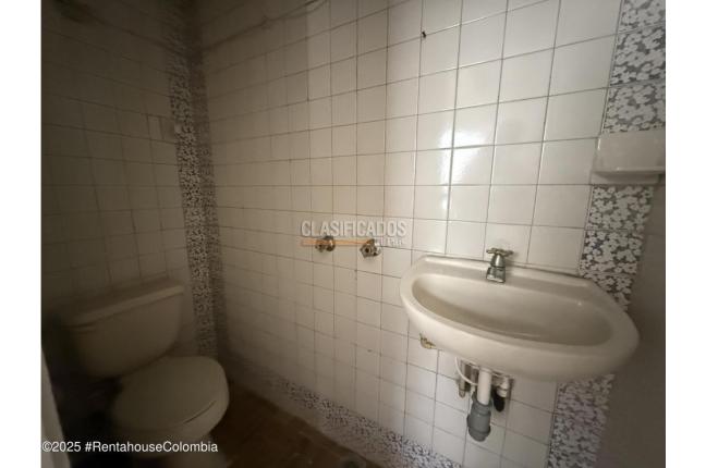 Casas, Venta, Bogotá - $890.000.000