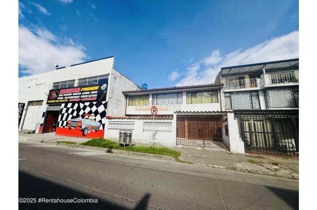 Casas, Venta, Bogotá - $890.000.000