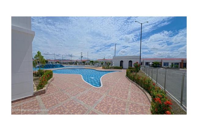 Casas, Venta, Flandes - $350.000.000