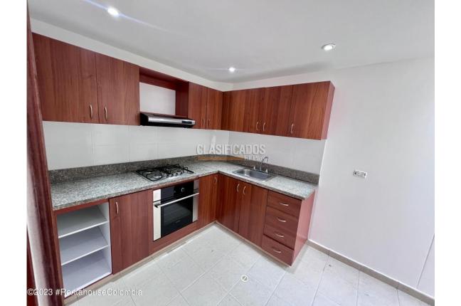 Casas, Venta, Bogotá - $650.000.000