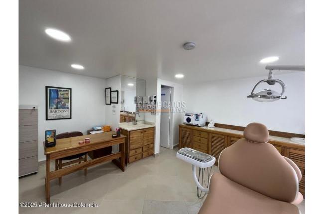 Oficinas y Consultorios, Venta, Bogotá - $160.000.000