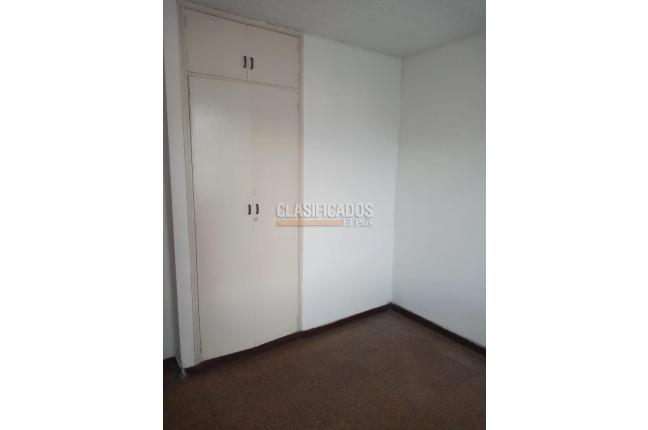 Apartamentos, Alquiler, Primero de Mayo - $1.100.000