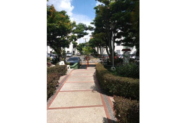 Apartamentos, Alquiler, Primero de Mayo - $1.100.000