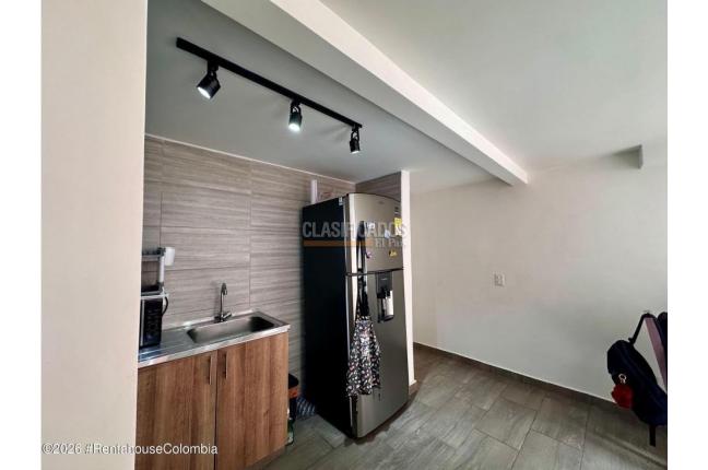 Apartamentos, Venta, Madrid - $195.000.000