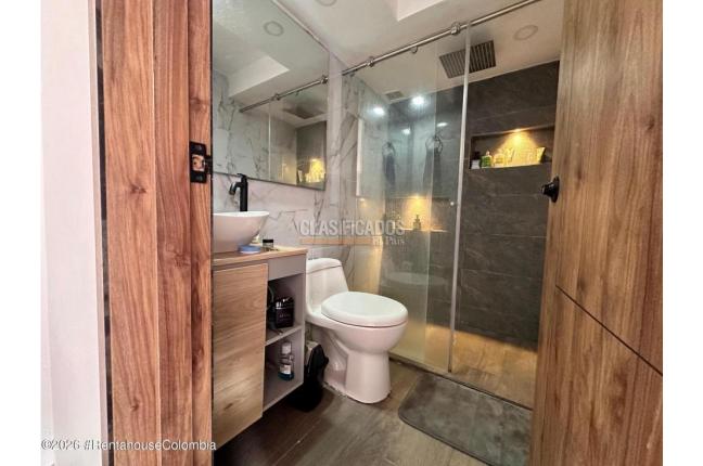 Apartamentos, Venta, Madrid - $195.000.000