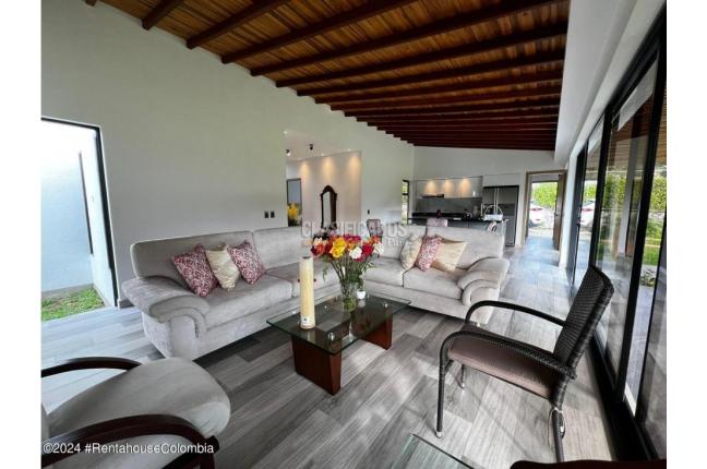 Casas, Alquiler, Chinacota - $8.000.000