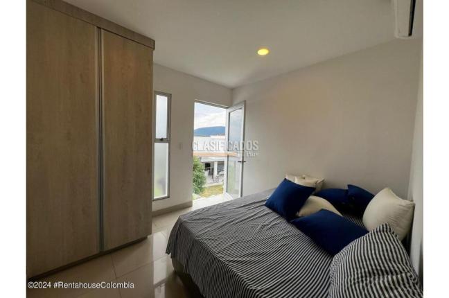 Casas, Alquiler, Los Patios - $25.000.000